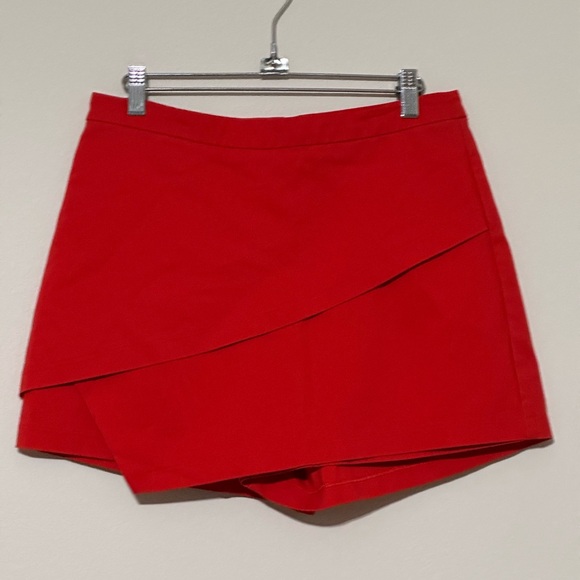 Gianni Bini Other - Gianni Bini Vibrant Red‎ Skort Size M